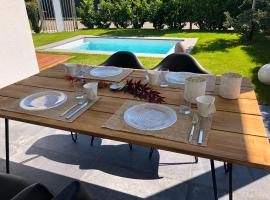 Dreamapartment La Vigna Living mit eigenem Aussenpool & Sauna - Weil am Rhein，位于莱茵河畔威尔的酒店