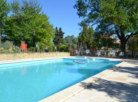 Villa de 5 chambres avec piscine partagee jardin amenage et wifi a Laurac，位于Laurac的度假屋