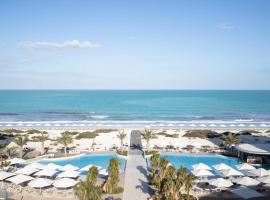 Jumeirah Saadiyat Island Abu Dhabi，位于阿布扎比的带停车场的酒店