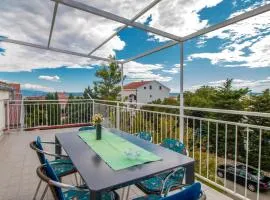 Spacious apartment with terrace and sea view in Jadranovo