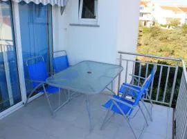 Cosy Apartment in Zecevo Rogoznicko with Parking