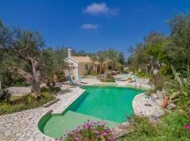 Irida Cottage