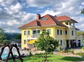 Ferienwohnung am Bauernhof Straßonig vulgo Hornis