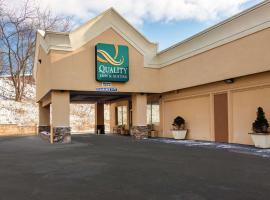 Quality Inn & Suites Indiana, PA，位于印第安纳的酒店