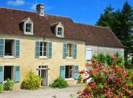 Maison charmante à Ri avec jardin et terrasse