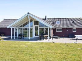 12 person holiday home in Idestrup-By Traum，位于博托比的别墅