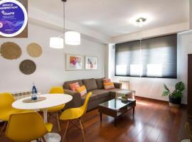 APARTAMENTO CRIS I ,Piscina-Gym & Parking, parque de las ciencias，位于格拉纳达格拉纳达科学园附近的酒店