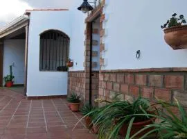Comfortable house in Guadix with barbecue and parking