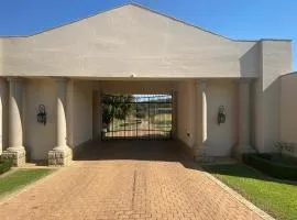 Tamryn Manor Guest House