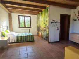 Bellavista，位于Serra SantʼAbbondio的酒店