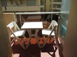 Studio moderne avec balcon – Saint-Raphaël – 25 m² – Parking