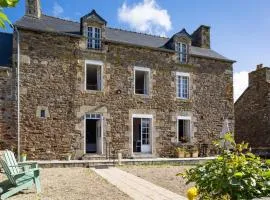 Maison de vacances en pierre entre terre et mer