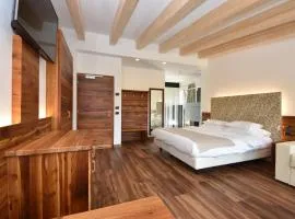 丽城多洛米蒂花卉酒店