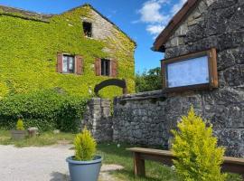 Auberge de Cadenas，位于Veyreau的住宿加早餐旅馆