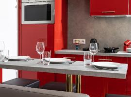 Appartements French Riviera Confidential Centre Ville Juan les Pins proche des plages，位于胡安莱潘的酒店