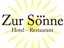 Hotel Sonne，位于Neuburg的酒店