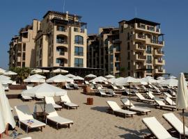 Apartments Oasis VIP Club，位于阳光海滩的度假短租房