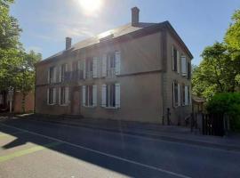 Maison Monxanin，位于Gardouch的酒店