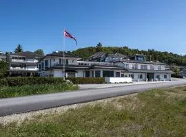 Aursnes Hotell