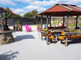 Villa élégante à Ottonville avec piscine privée.，位于Ottonville et Ricrange的酒店
