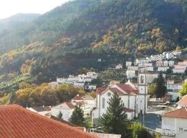 2 bedrooms house with city view balcony and wifi at Manteigas 7 km away from the slopes