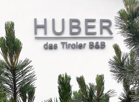 Huber - Das Tiroler B&B，位于奥贝朴菲斯的住宿加早餐旅馆