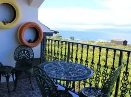 3 bedrooms house with sea view enclosed garden and wifi at Prainha 4 km away from the beach