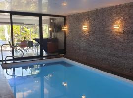 Villa les Agapanthes avec piscine et SPA chauffée dans votre appartement，位于阿尔德洛海滩的海滩短租房