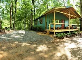 Mountain Laurel Cottage at Hearthstone Cabins and Camping - Pet Friendly