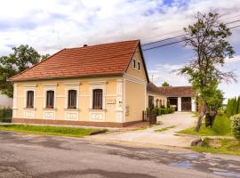 Kápolna Vendégház，位于Kerkáskápolna的酒店