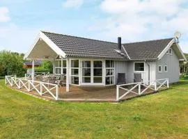8 person holiday home in Lemvig