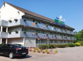 Brit Hotel Confort Nancy Lunéville，位于吕内维勒的酒店