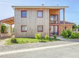 Holiday Home in Challerang near Town Center，位于Challerange的酒店