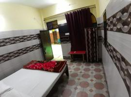 Gulmarg Hotel，位于阿里格尔的酒店