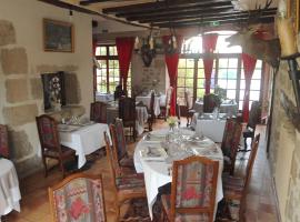 hotel restaurant du thaurion，位于Saint-Hilaire-le-Château的酒店