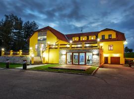 Wellness Penzion Life，位于Číměř的酒店