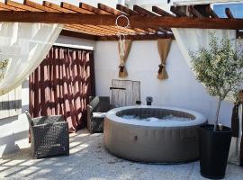 Villa T3 à 10' de Cassis SPA - Jacuzzi，位于卡努的Spa酒店