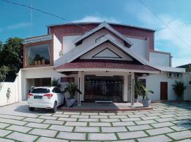 HOTEL BOYOLALI INN，位于Boyolali的酒店