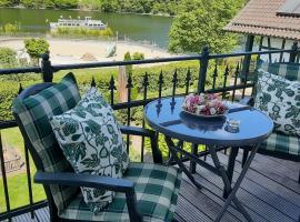 Ferienwohnungen Rurseeblick，位于埃恩鲁赫的酒店