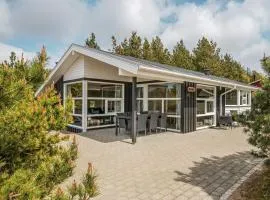 6 person holiday home in Henne