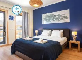 Privilege Sea View Apartment Pochet with Rooftop Pool, Village Marina - Olhão