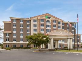 Holiday Inn Express Hotel & Suites Fort Myers East - The Forum, an IHG Hotel，位于迈尔斯堡西南佛罗里达国际机场 - RSW附近的酒店