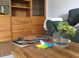 2-Zimmer Apartment Bahnhofsnähe - self-check-in - Kinderfreundlich - Balkon - Kaffeeautomat