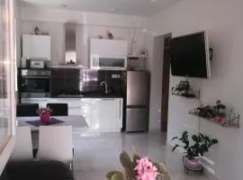 Roberto Apartment