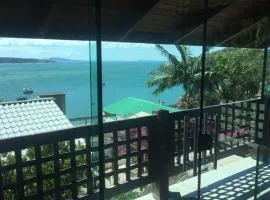 5. Cobertura com Vista Mar 360º Bombinhas