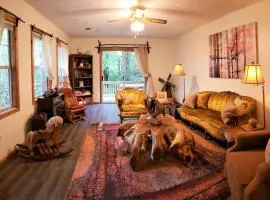 Ridge Retreat at Hearthstone Cabins and Camping - Pet Friendly