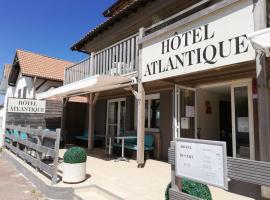 Hotel Atlantique，位于米尼赞海滩的酒店