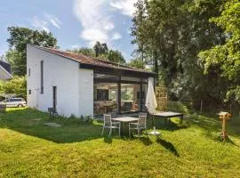 Kobbegem Villa with Garden