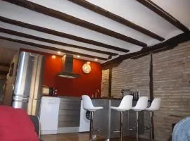 Segundo Caballerias, centrico al lado Catedral, Aire Acondicionado