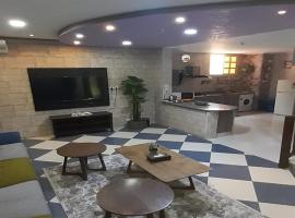 Al Dana Plaza Villas